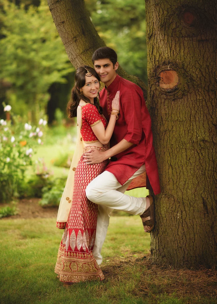 couple photography in a garden, Nottingham